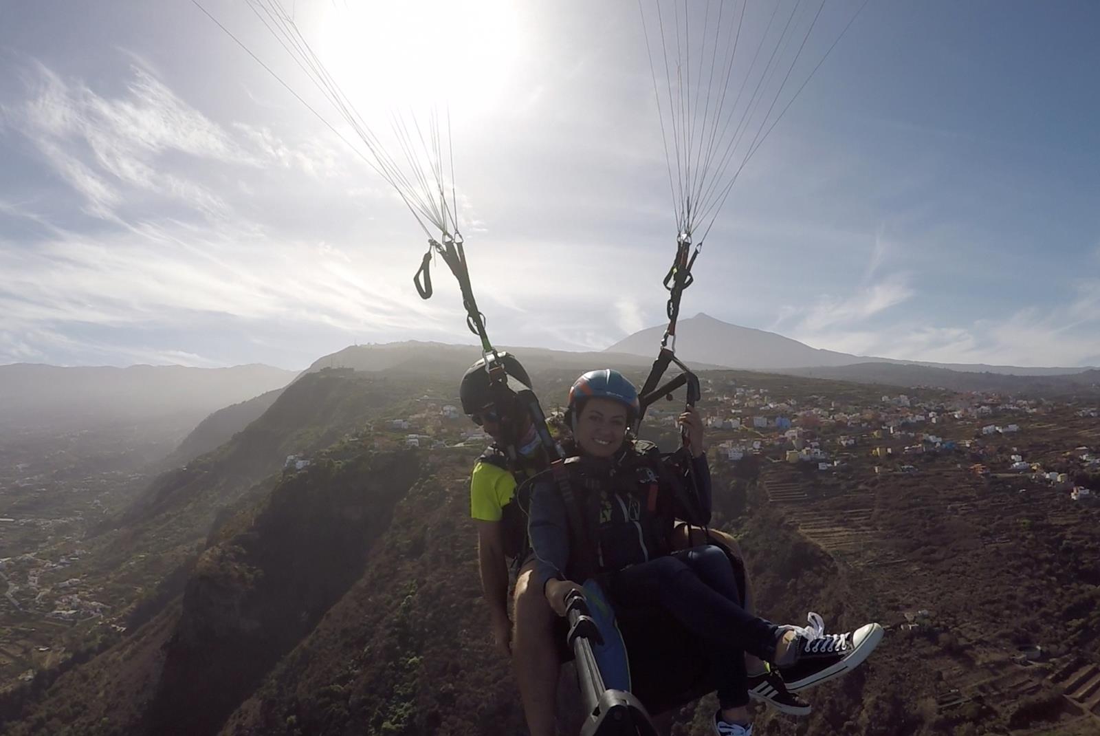 Paragliding-Tandem-Flight-in-Teide-National-Park-2