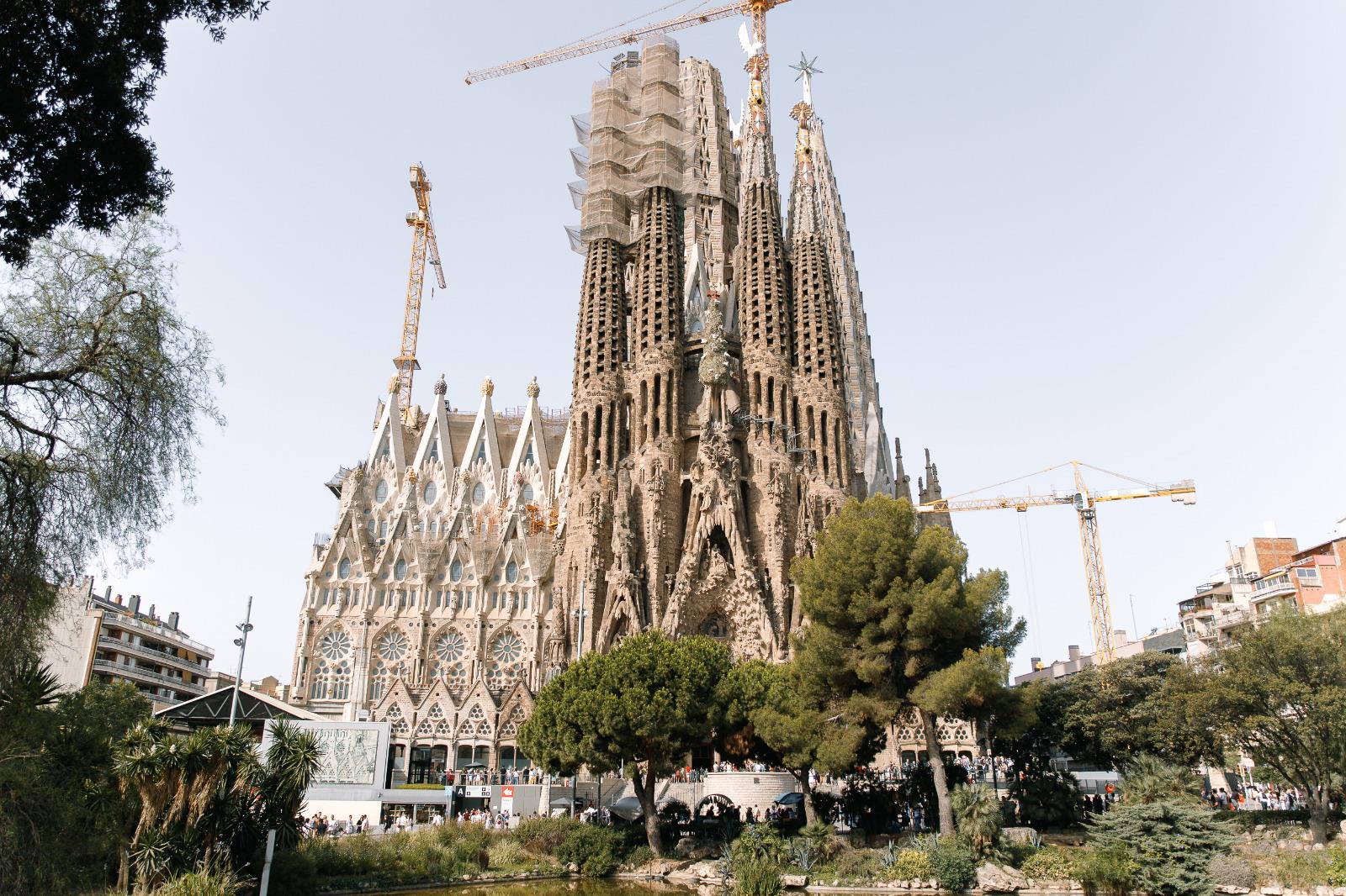 Gaudí and Modern Barcelona Free Walking Tour
