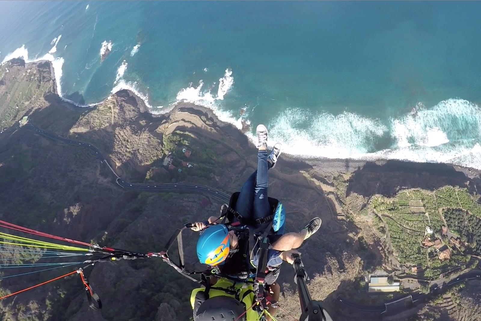 Paragliding-Tandem-Flight-in-Teide-National-Park-4