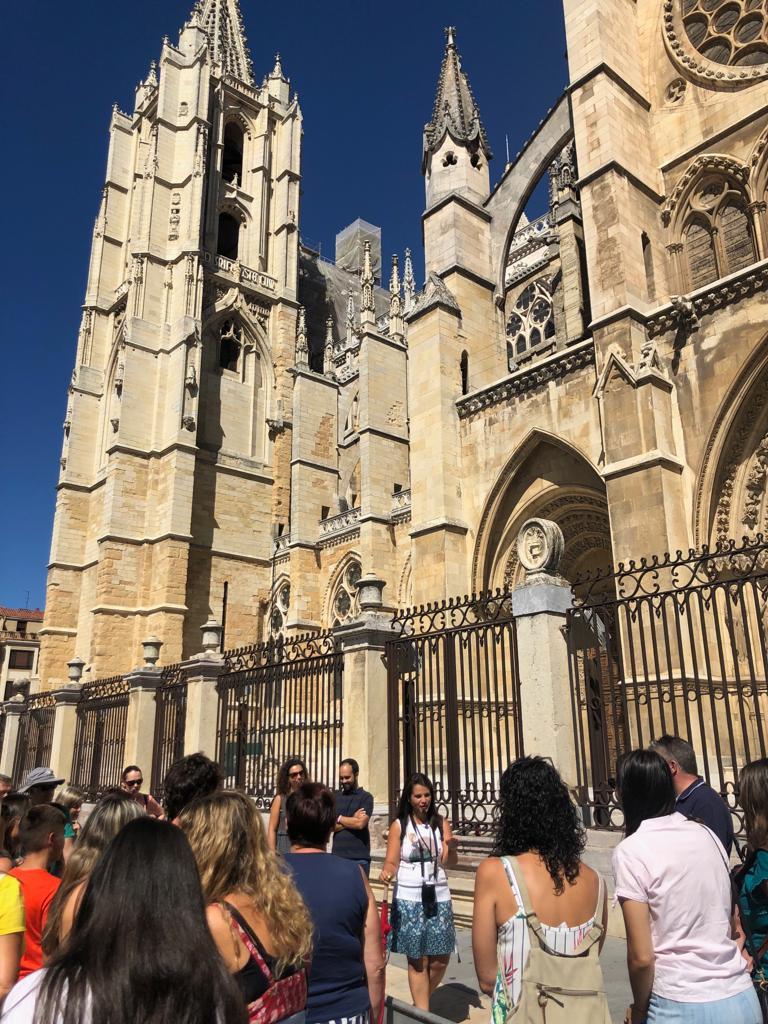 LEON-CATHEDRAL-FREE-TOUR-8