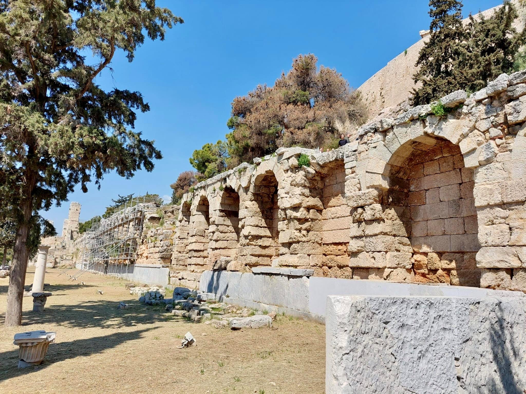 Atenas:-visita-guiada-a-pie-por-la-Acropolis-4