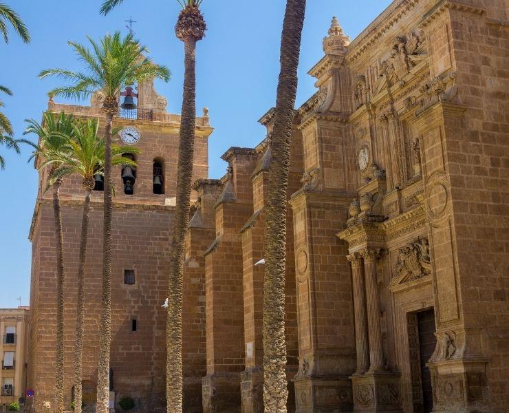 Visita-guiada-por-la-Fortaleza-Catedral-de-Almeria-4