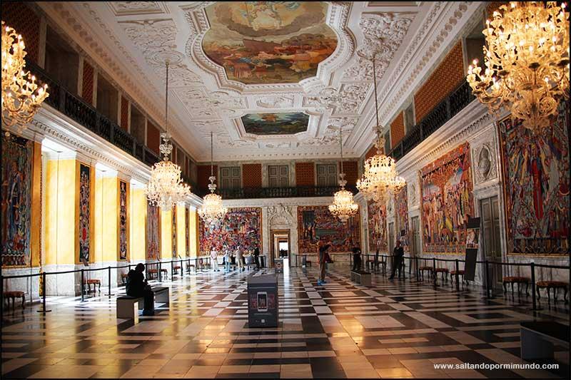 Christiansborg-Palace-Guided-Tour-1