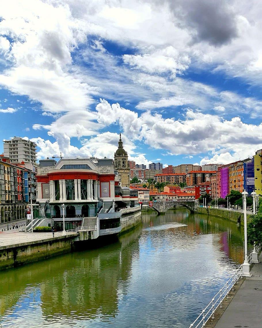 Street-Escape-in-Bilbao-1