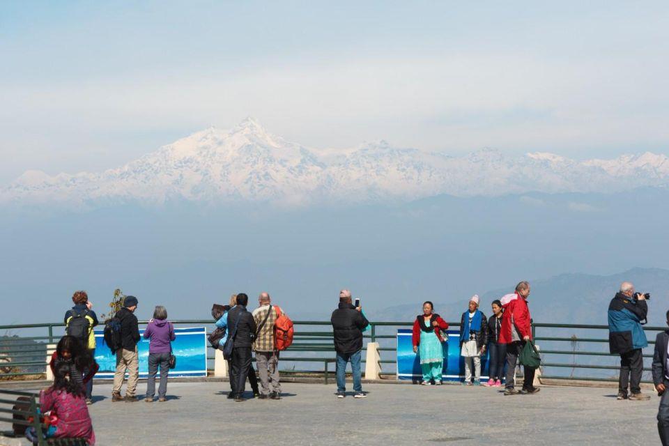 Senderismo-en-el-circuito-Chandragiri-1