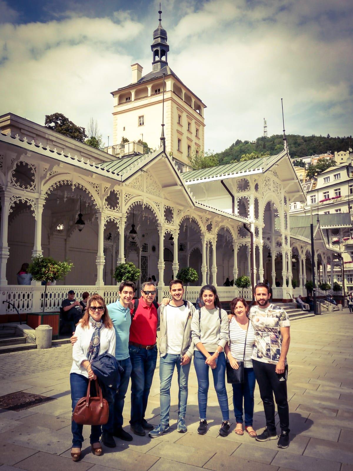 Karlovy Vary - with guided tour from Prague