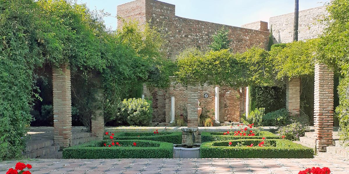 Free-Tour-Alcazaba-Palace-in-Malaga-1