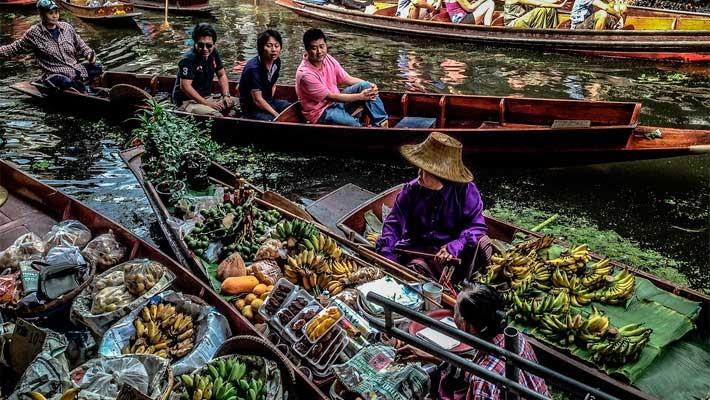 mercado-flotante-mercado-via-tren-bangkok-tailandia-1