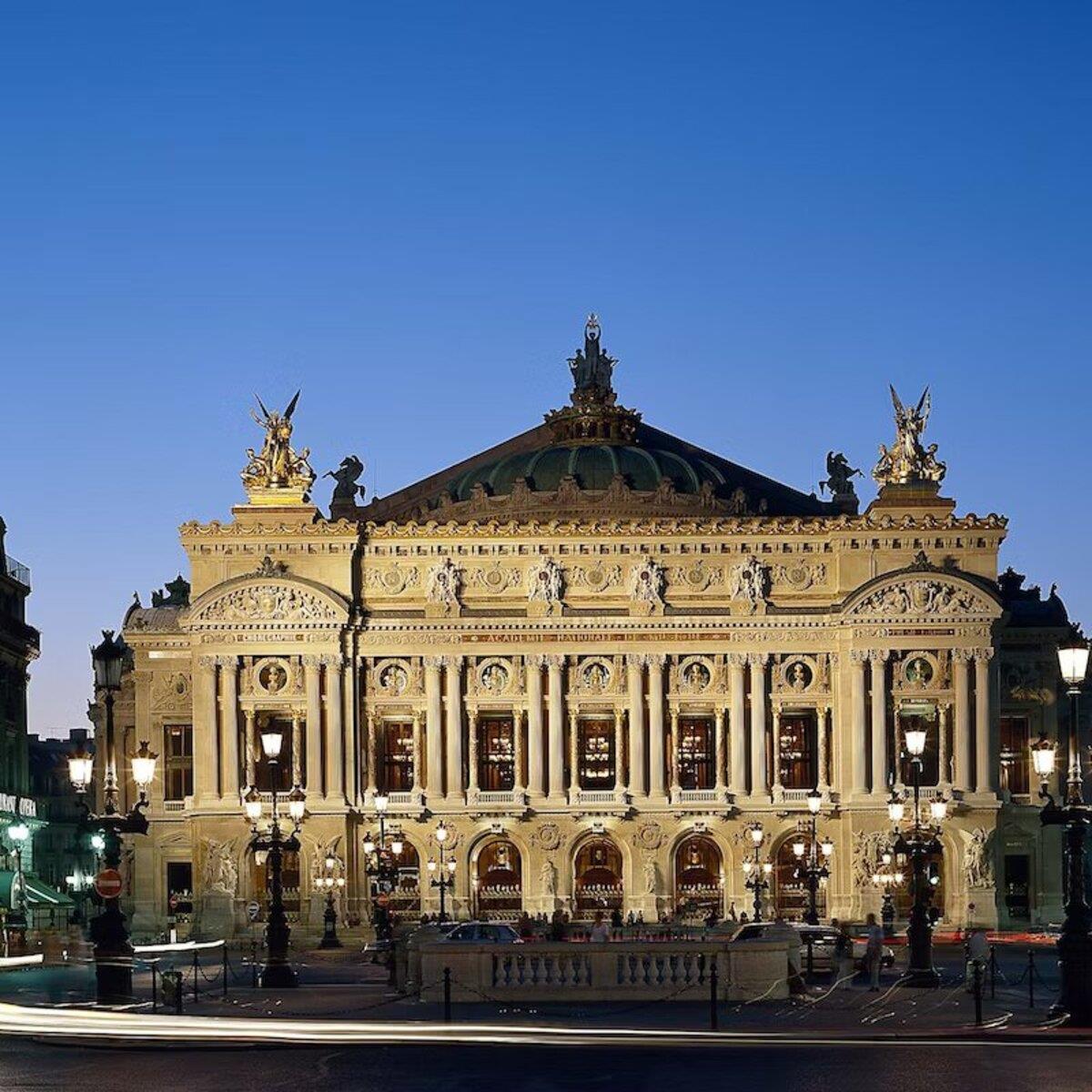 Entrada a la Ópera Garnier de París