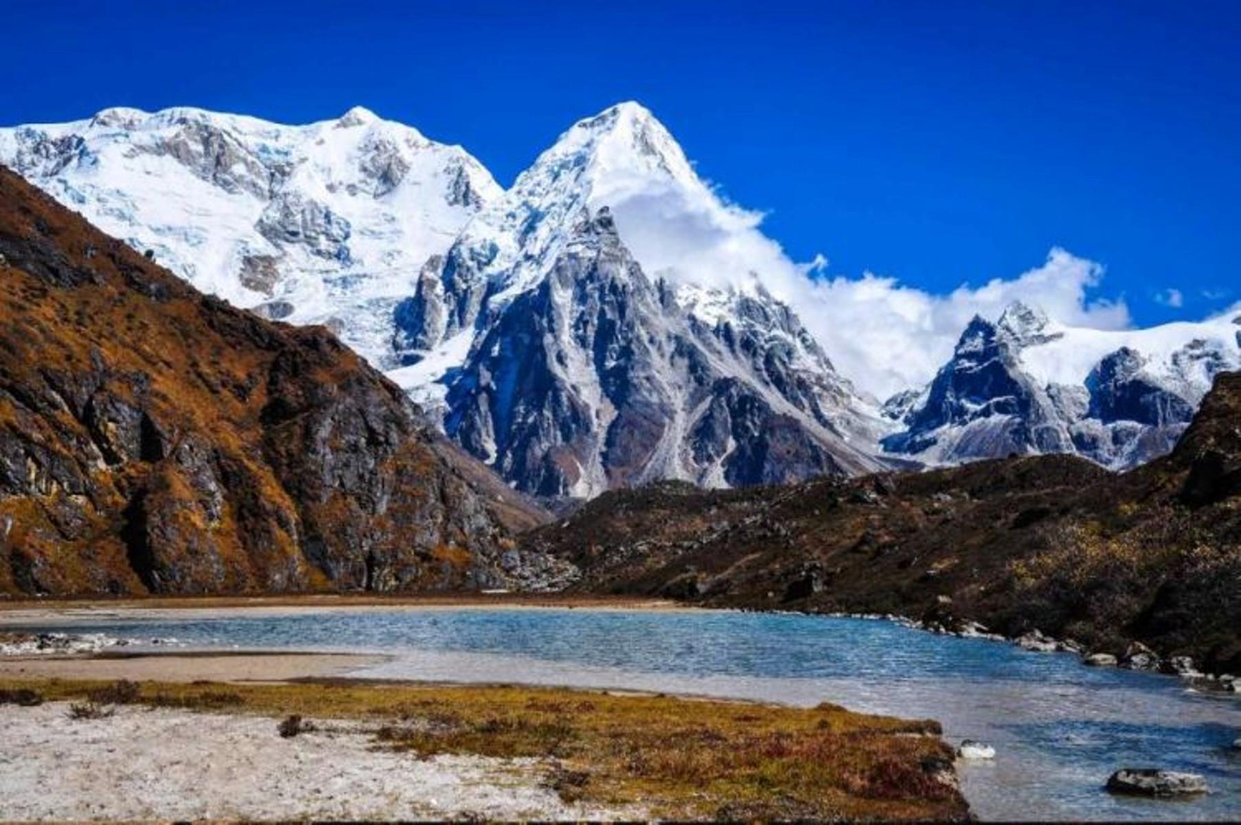 Sikkim: Kanchenjunga Circuit Trek