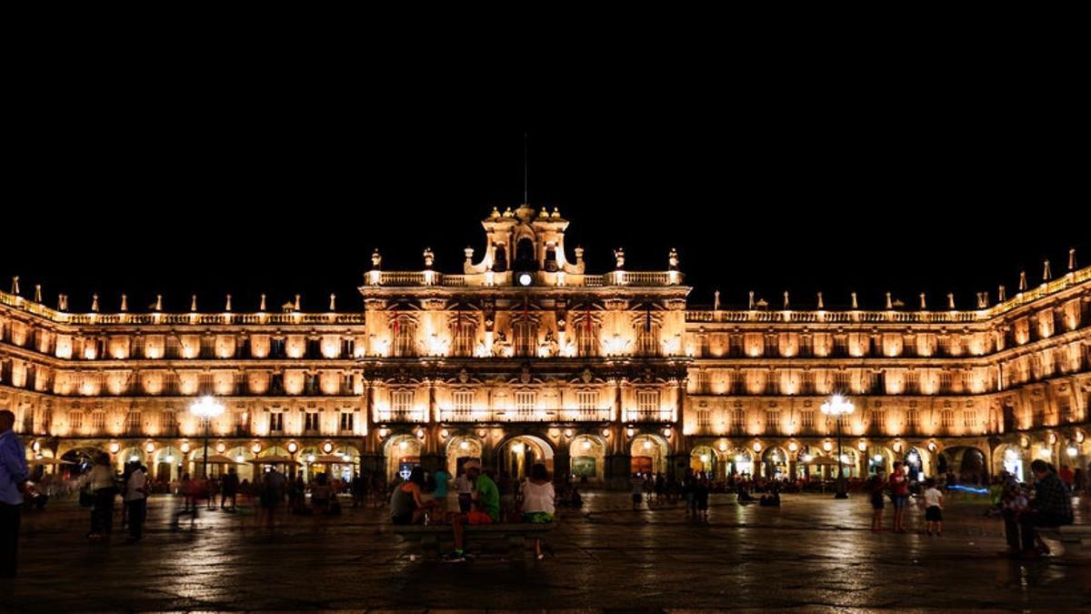 Free-Tour-in-Salamanca-of-Mysteries-and-Legends-2