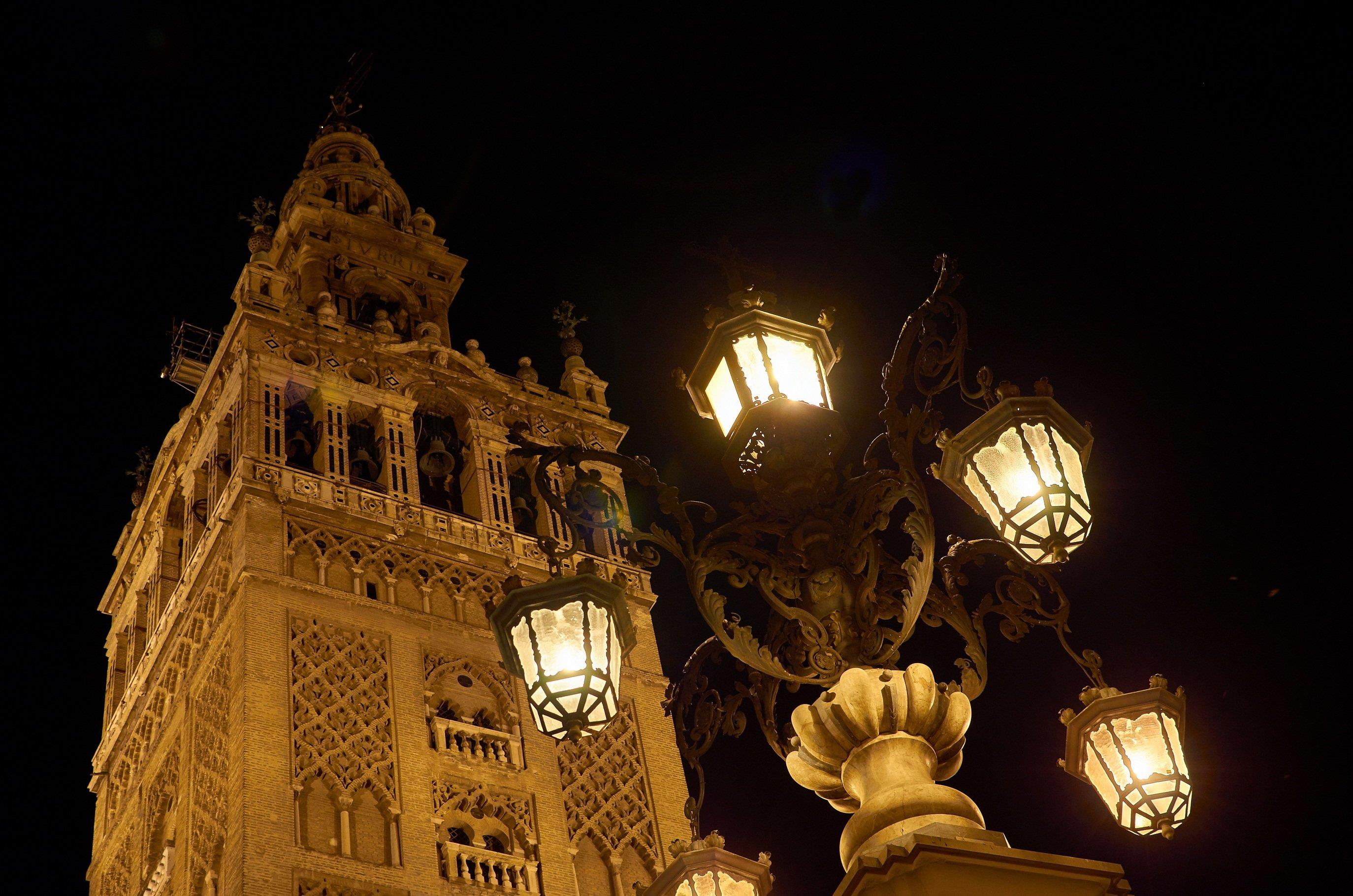 Sevilla-Night-Free-Tour-2