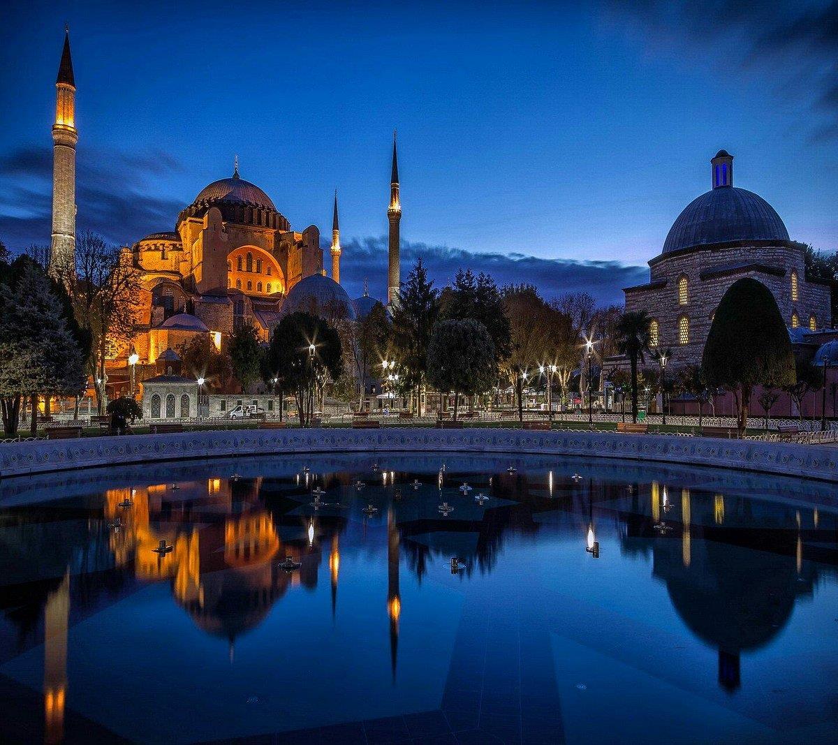 Historical-Peninsula-Tour-Illuminated-Istanbul-1