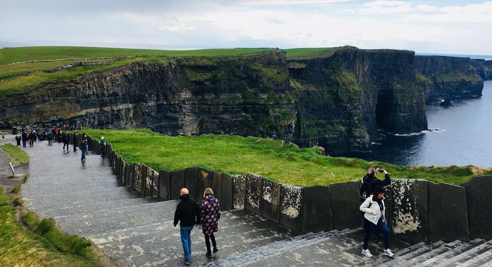 cliffs-of-moher-day-trip-10