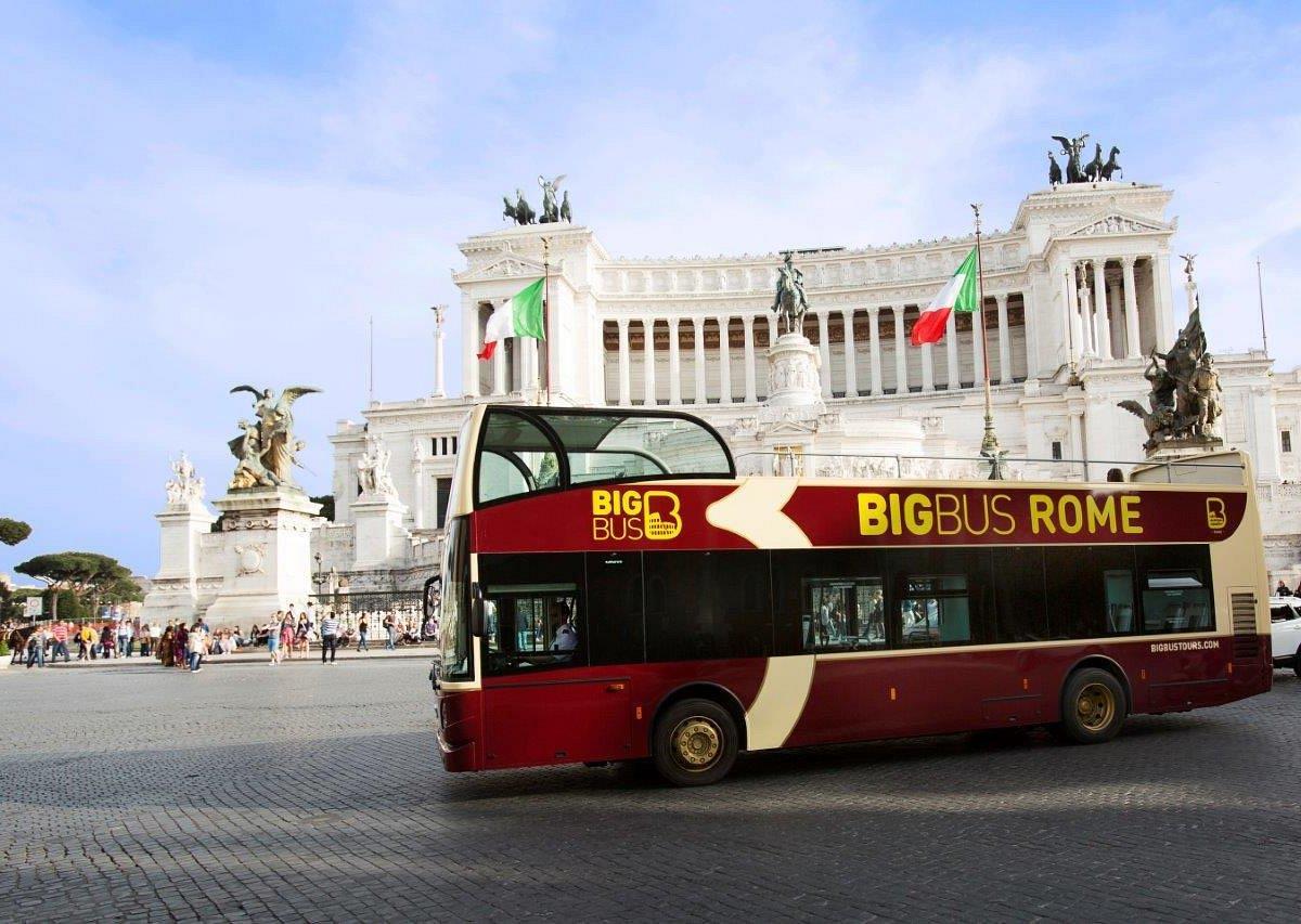 Autobus-turistico-de-Roma-1