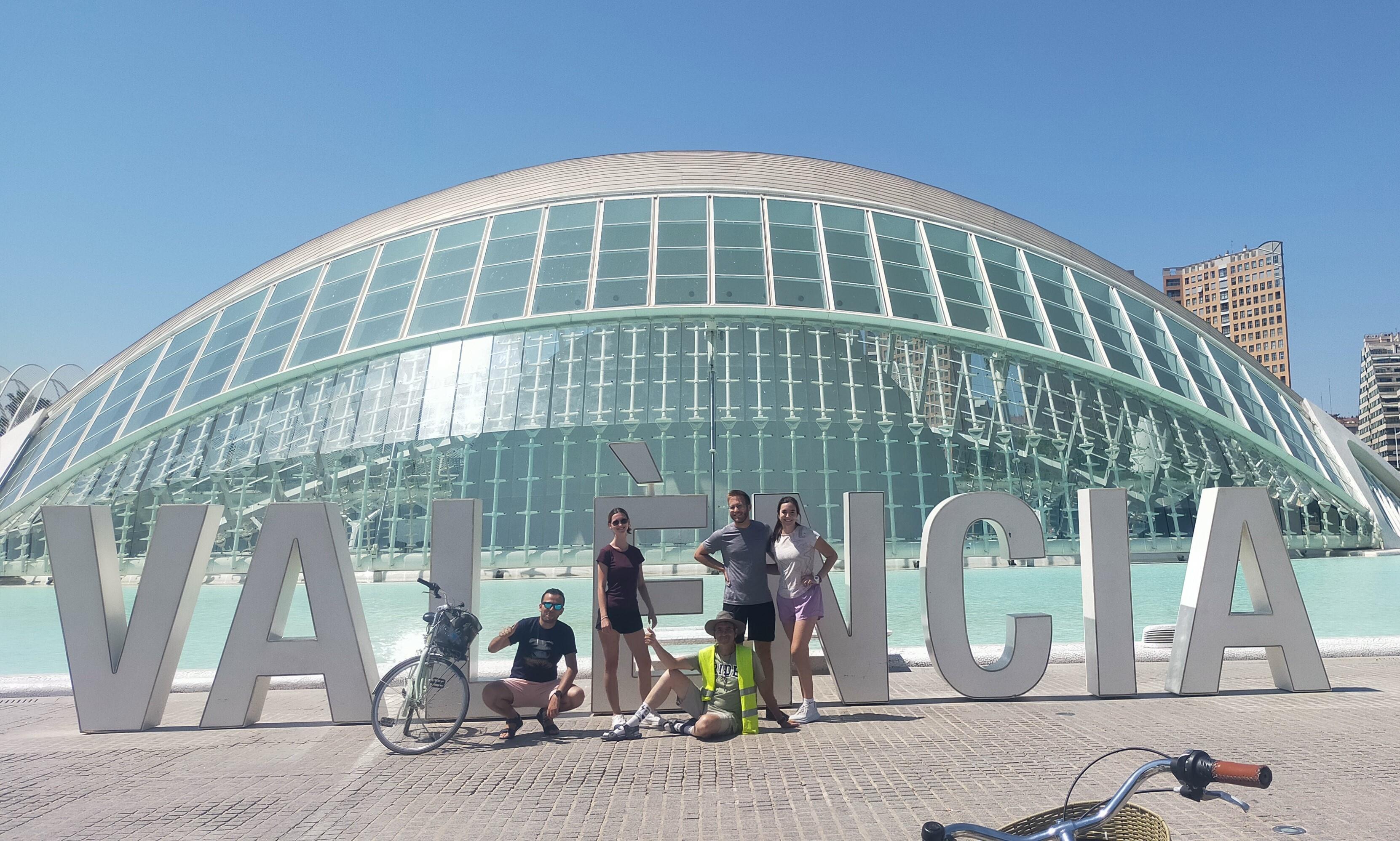 The essential bike tour of Valencia
