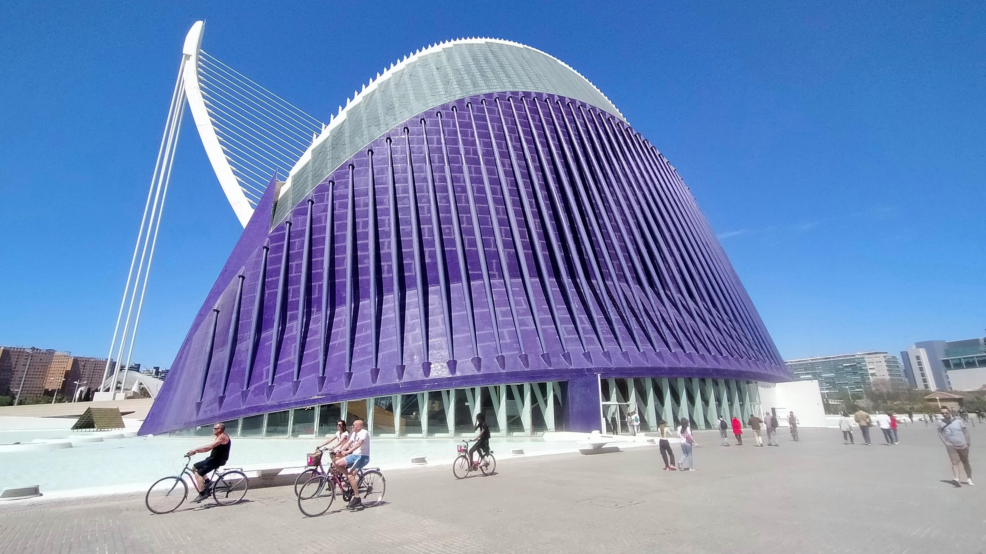 The-essential-bike-tour-of-Valencia-1