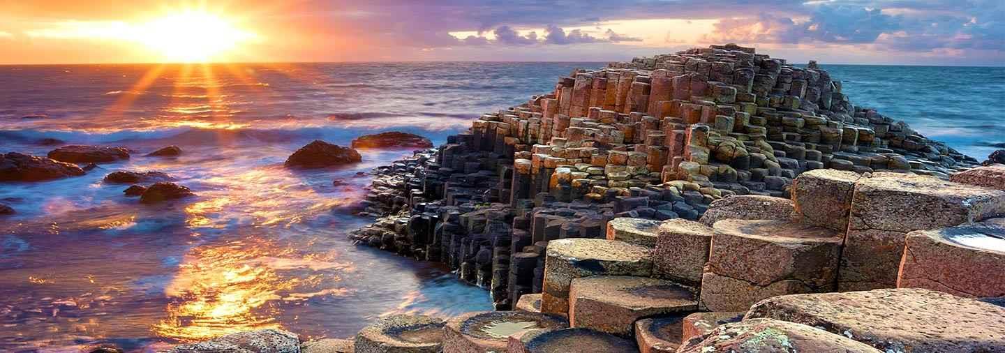 Giant’s Causeway and Belfast Day Trip