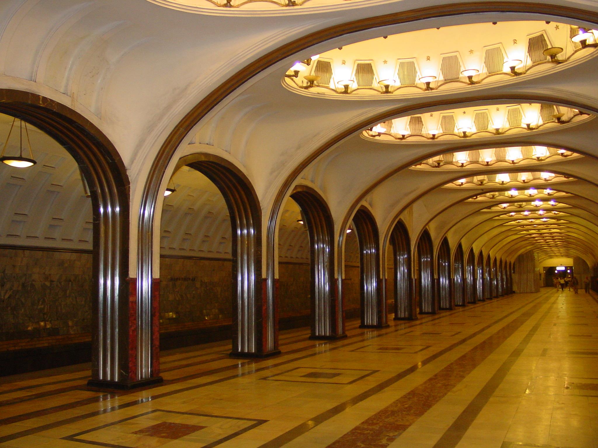Tour por el Palacio del Pueblo en Moscú