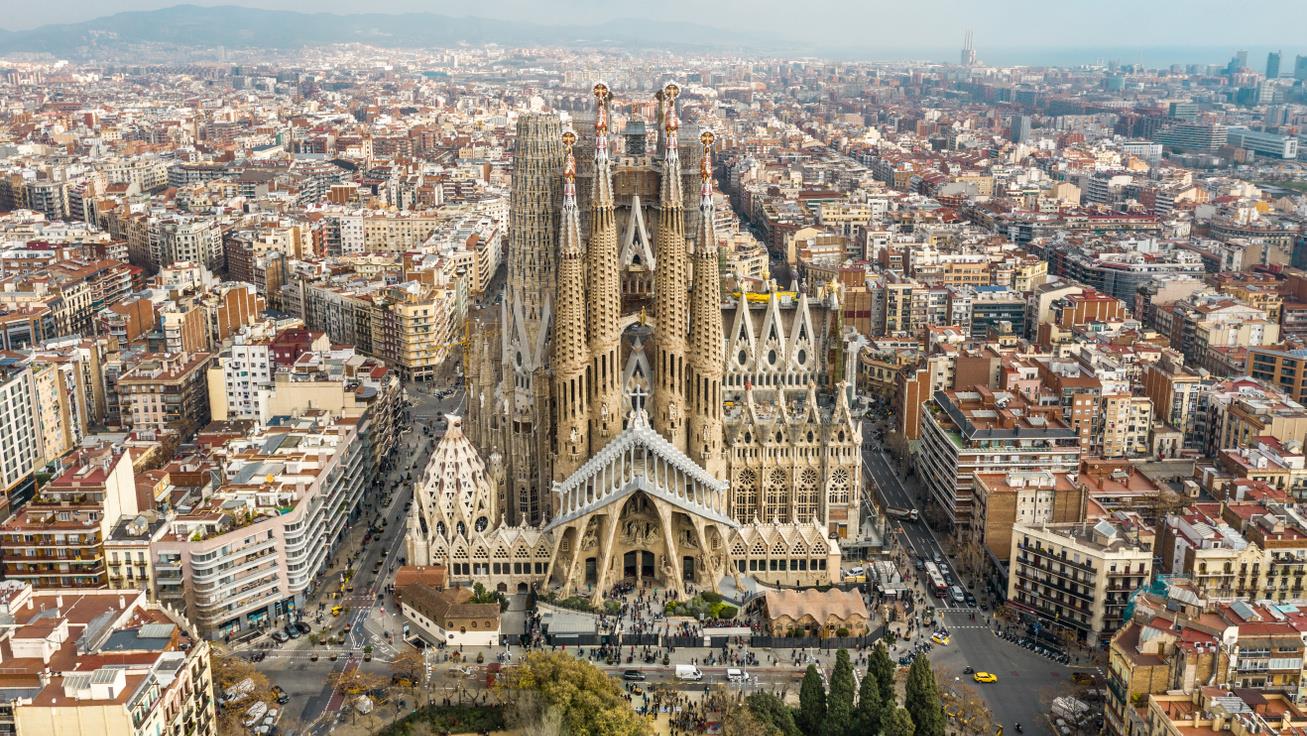 Sagrada Familia Skip the line Visit