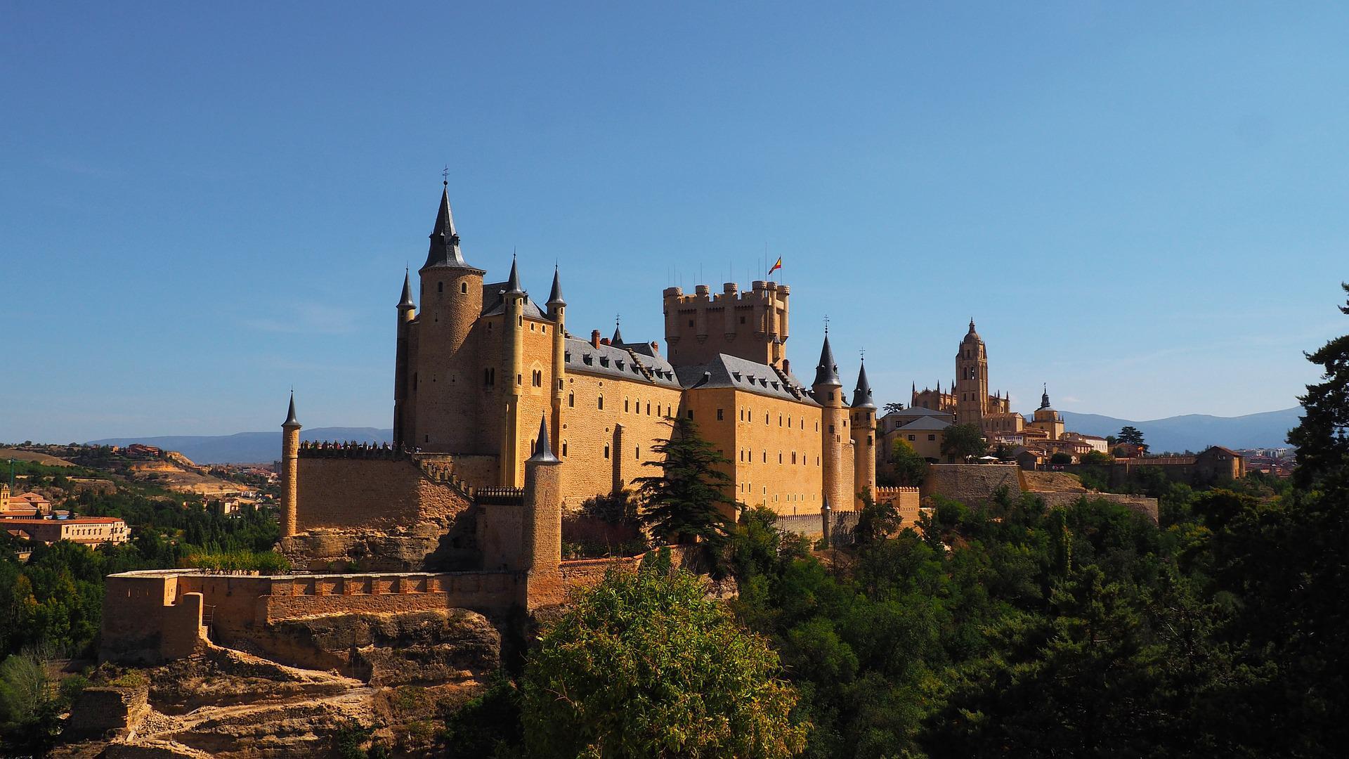 Desde-Madrid-Excursion-a-Avila-y-Segovia-7