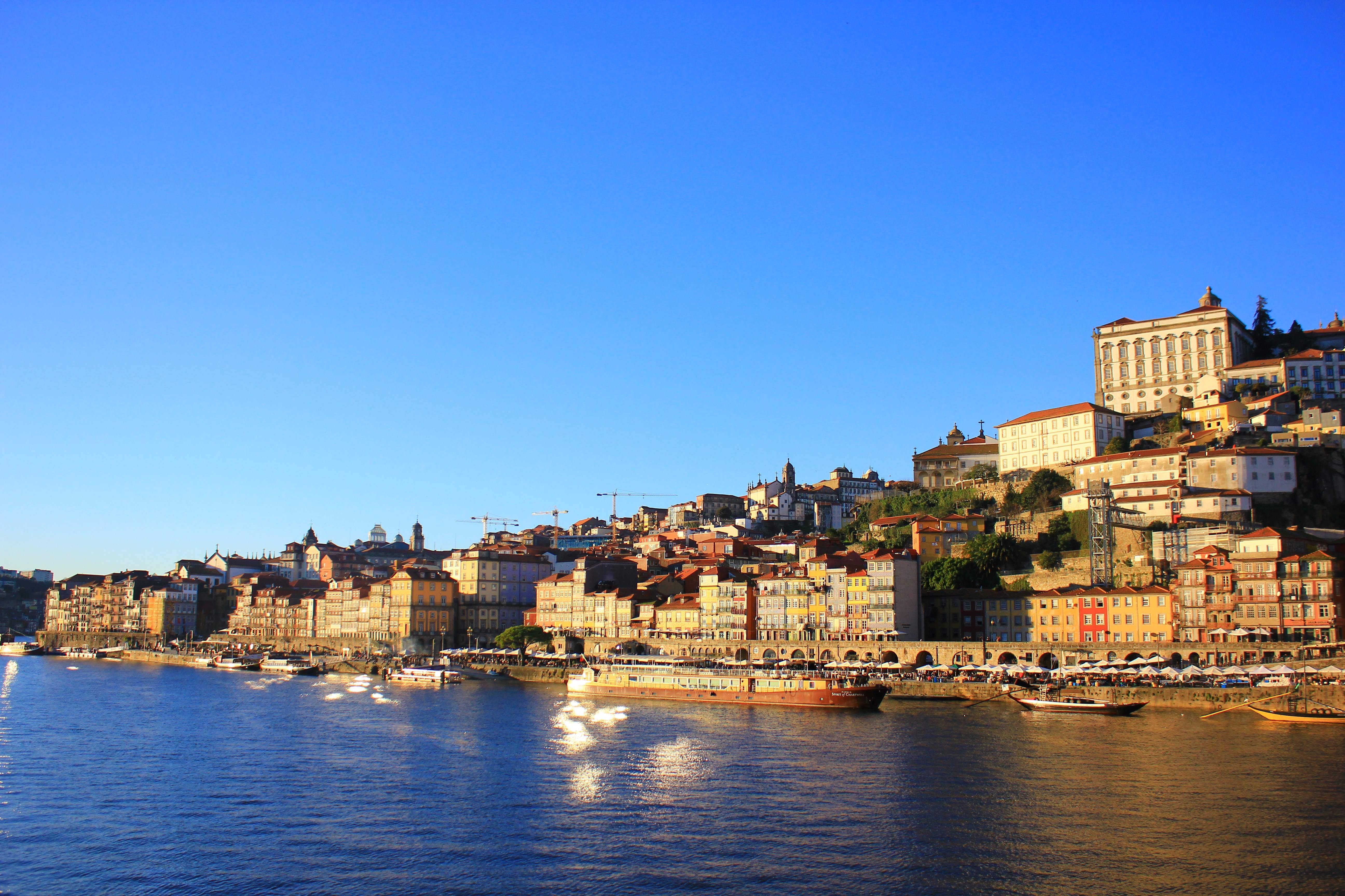 Old-Town-and-Ribira’s-Porto-Free-Tour-3