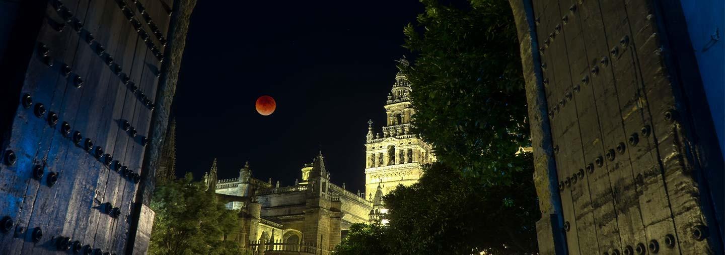 Seville Santa Cruz Ghost Tour