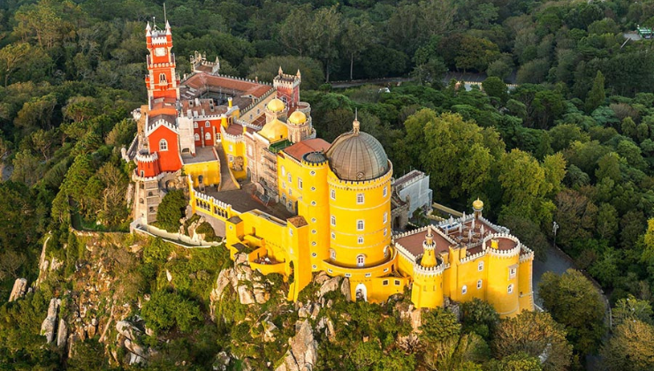 Pena-Palace-in-Sintra-and-park:-Ticket-2