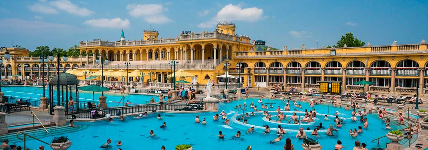 Széchenyi Thermal Baths Tour and Priority Ticket
