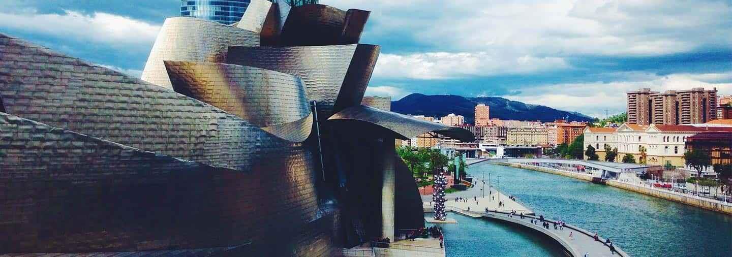 Modern Bilbao Free Walking Tour