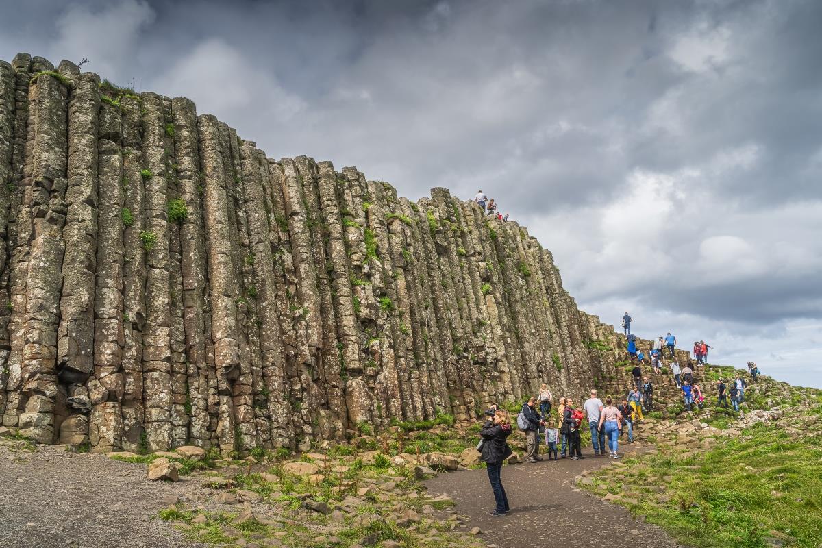 Tour-to-Giant's-Causeway-and-Belfast-in-Spanish-2