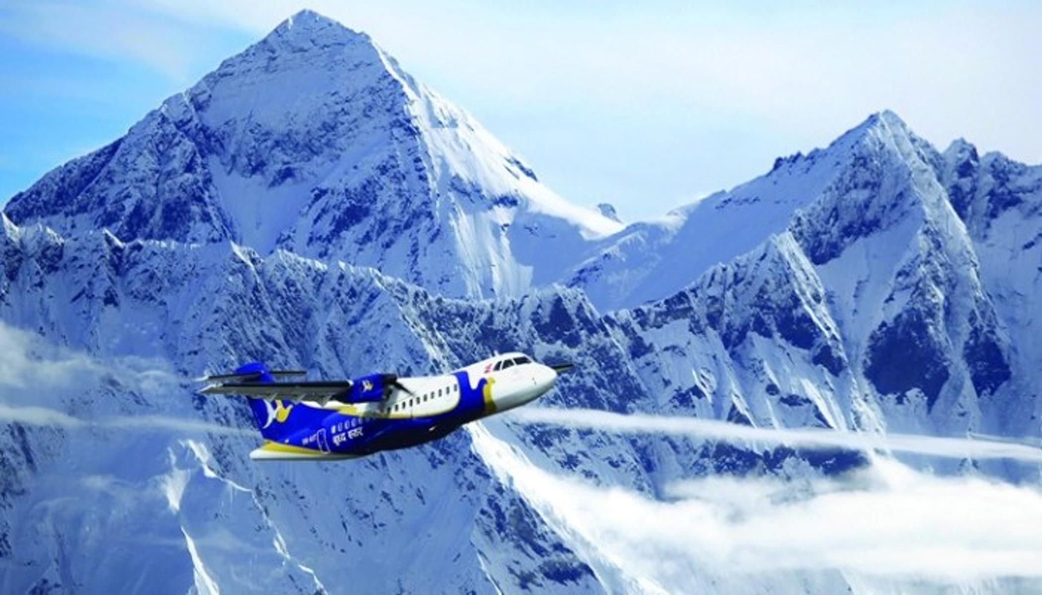 Mount-Everest-Sightseeing-Flight-3