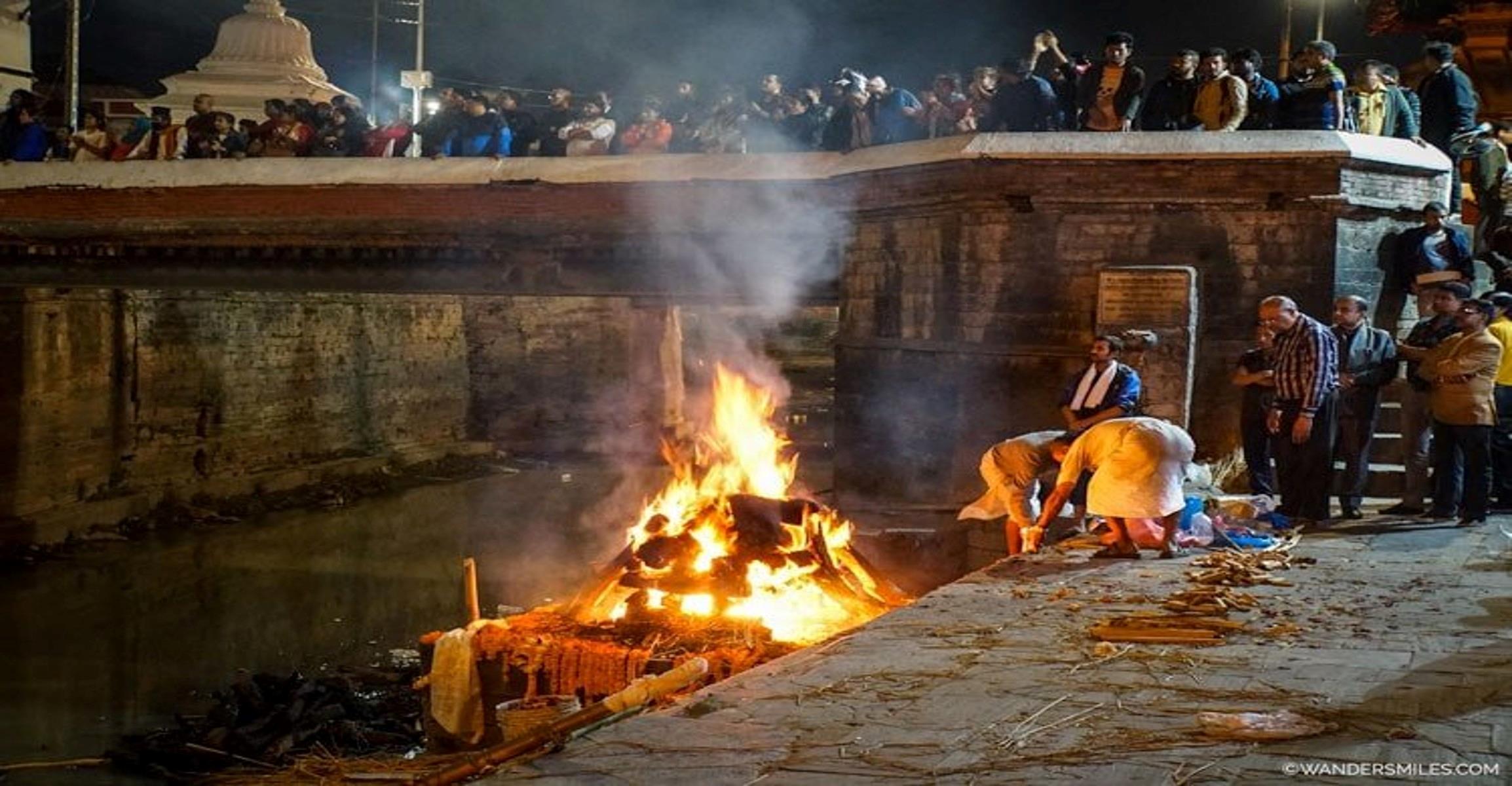 Cremation-Rites-in-Kathmandu-2