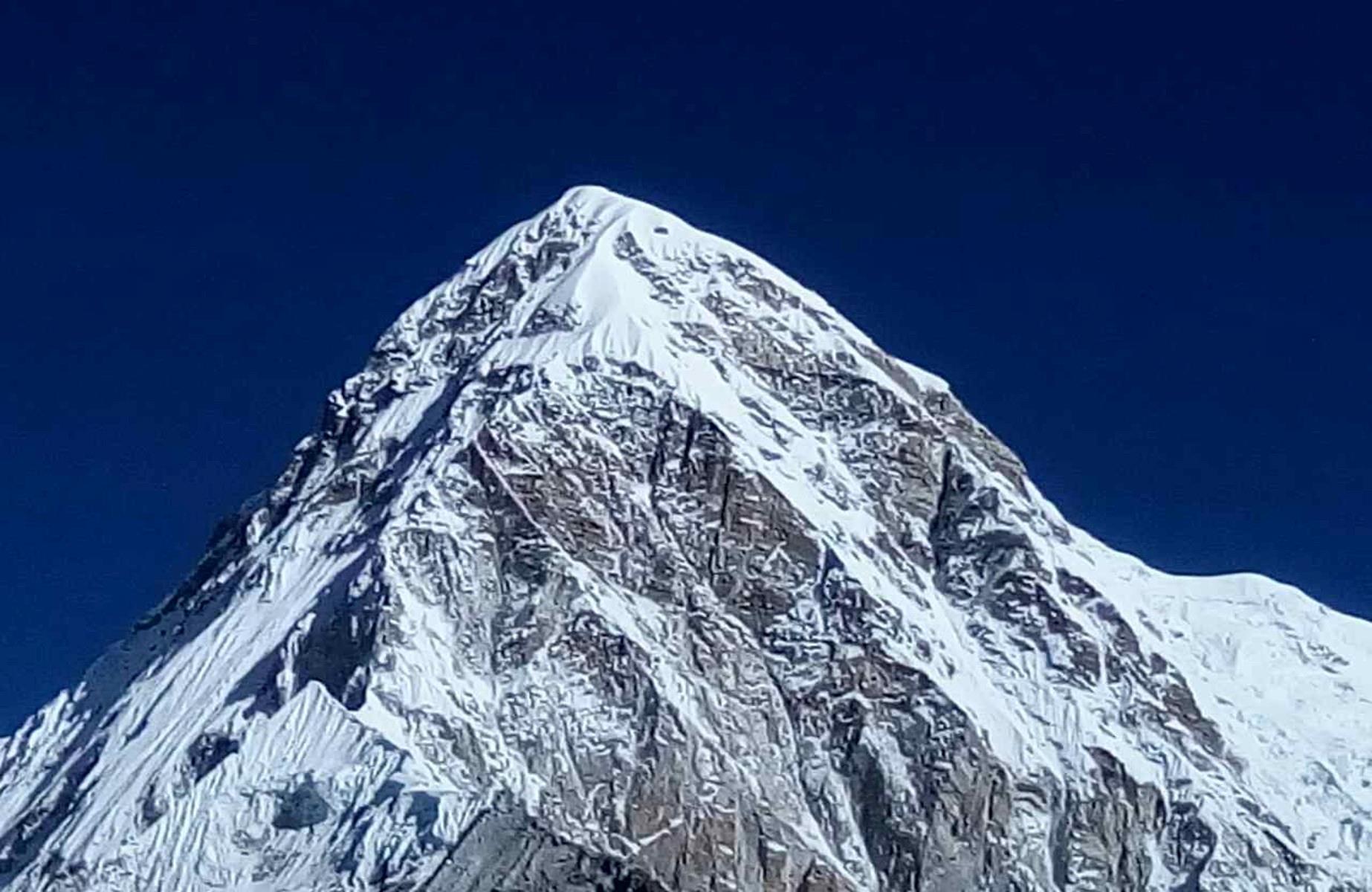 Kusum-Kangru-Peak-climbing-technical-peak-1