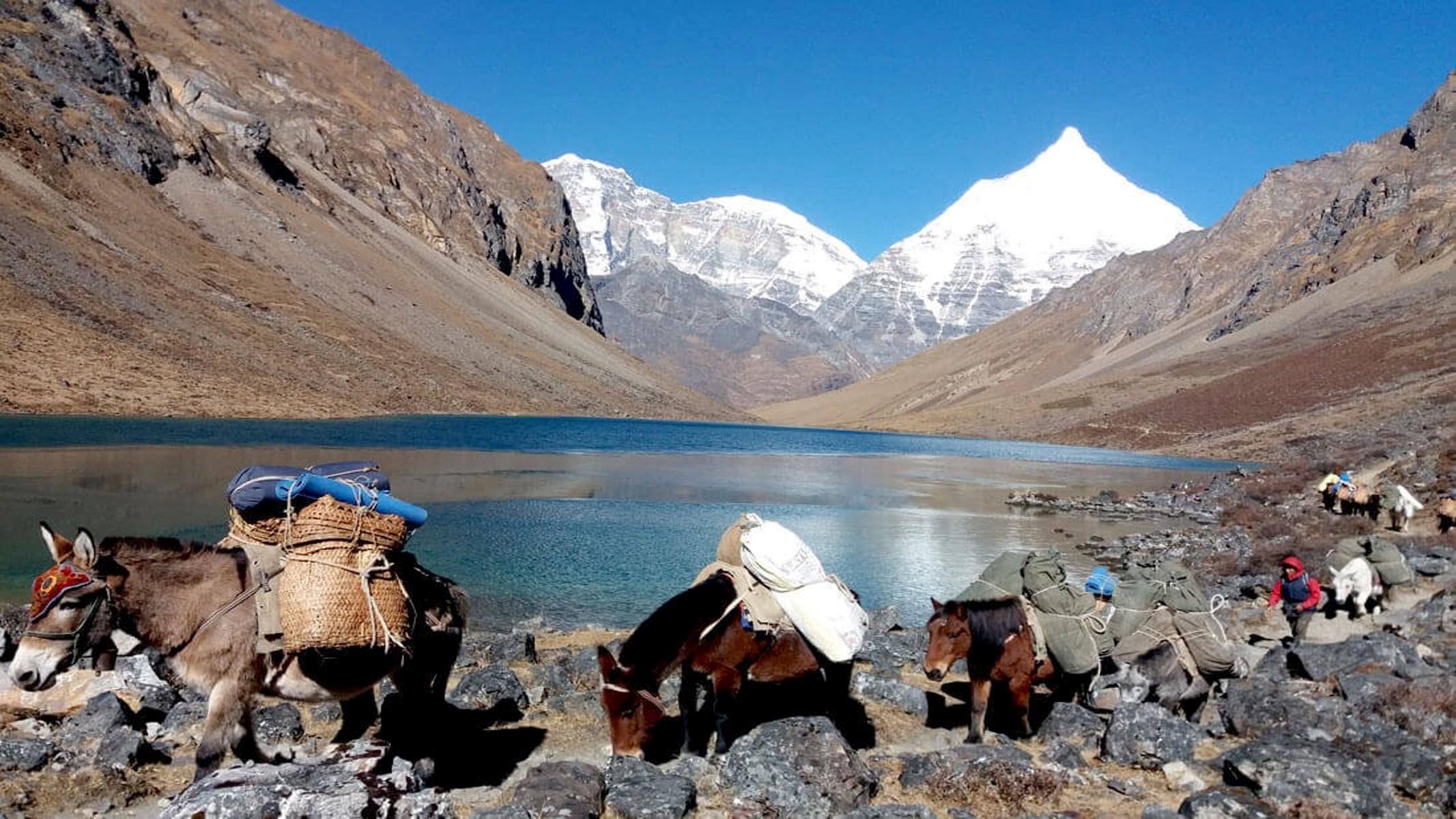 Dagala-Thousand-Lakes-Trek-1