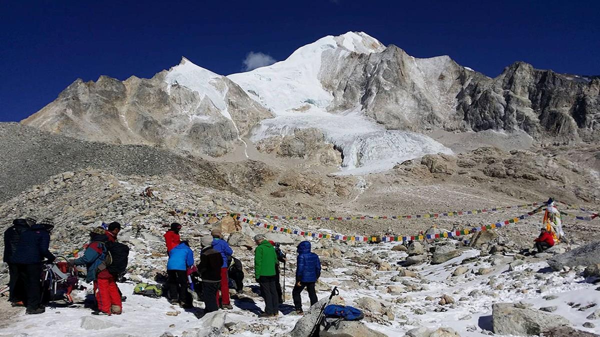 Mt-Larkya-Peak-climbing-5159-2