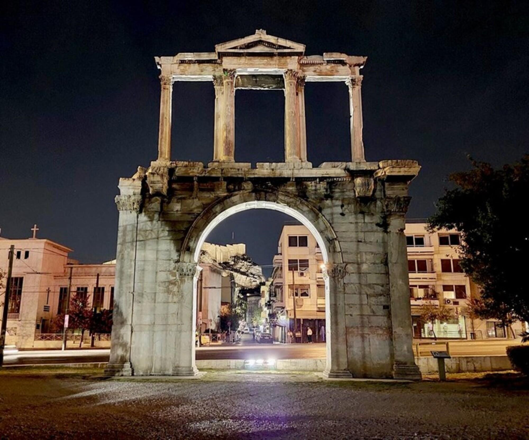 Tour-Acropolis-por-la-tarde-+-Atenas-Nocturna-2