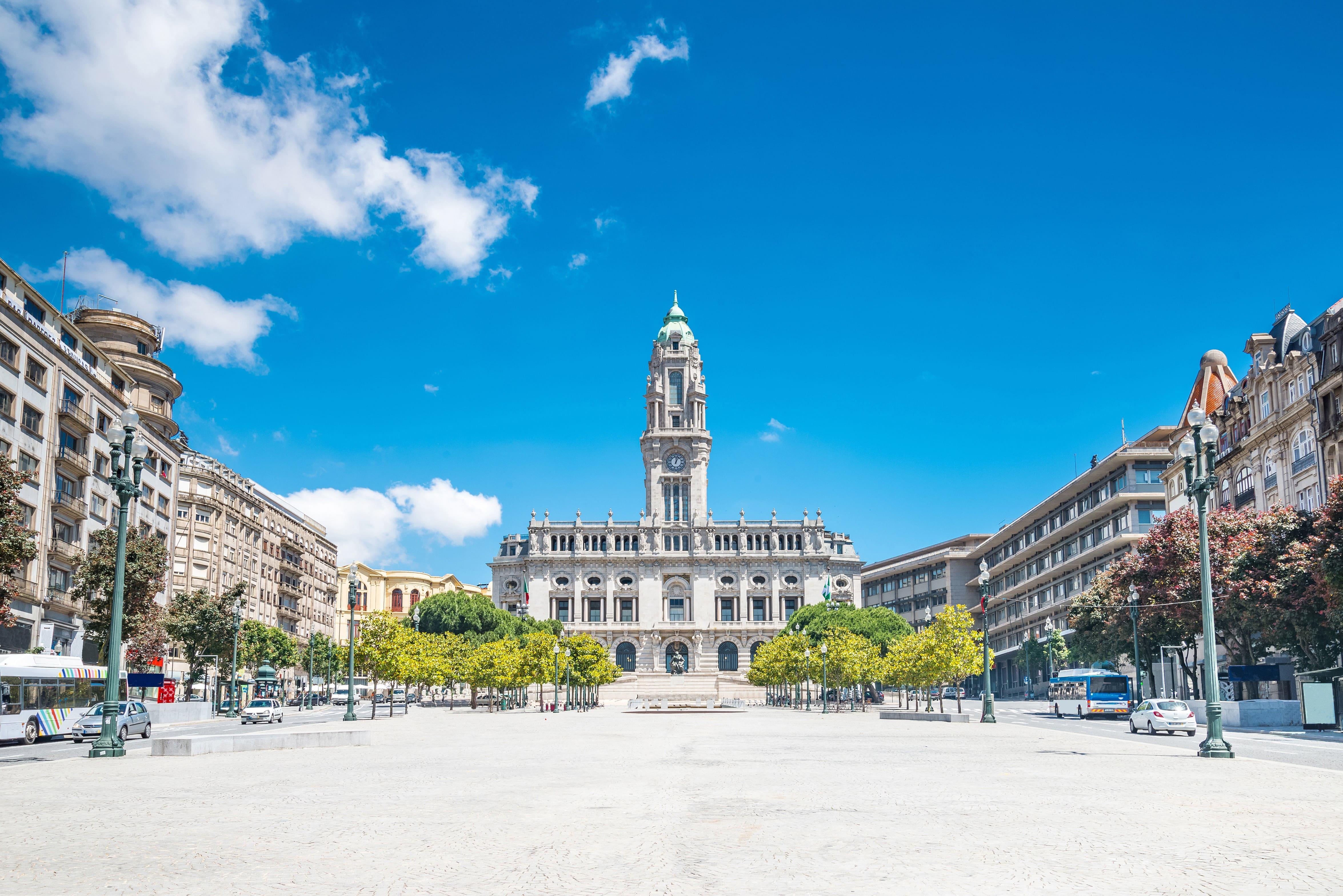 Porto-City-Tour-with-Port-Wine-Tasting-2