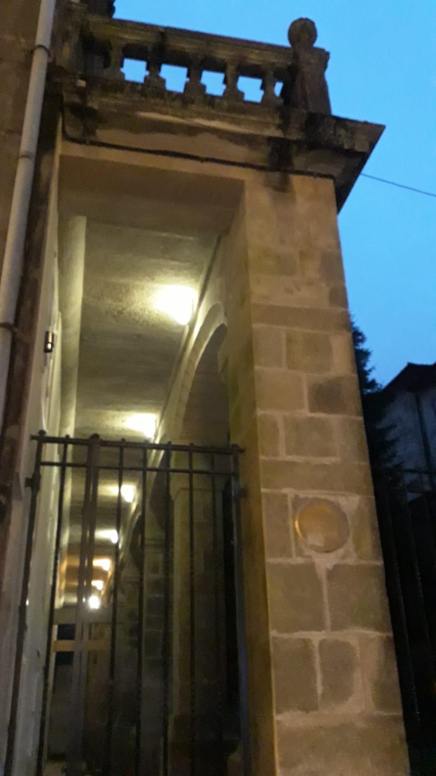 Free-Tour-for-Adults-only-Santiago-de-Compostela-5