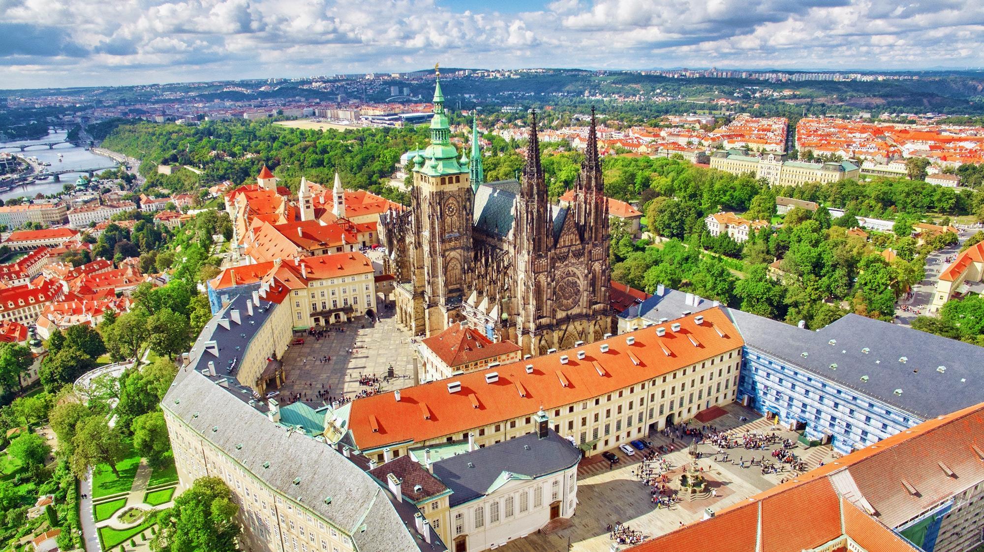 Prague-Castle-Free-WalkingTour-2