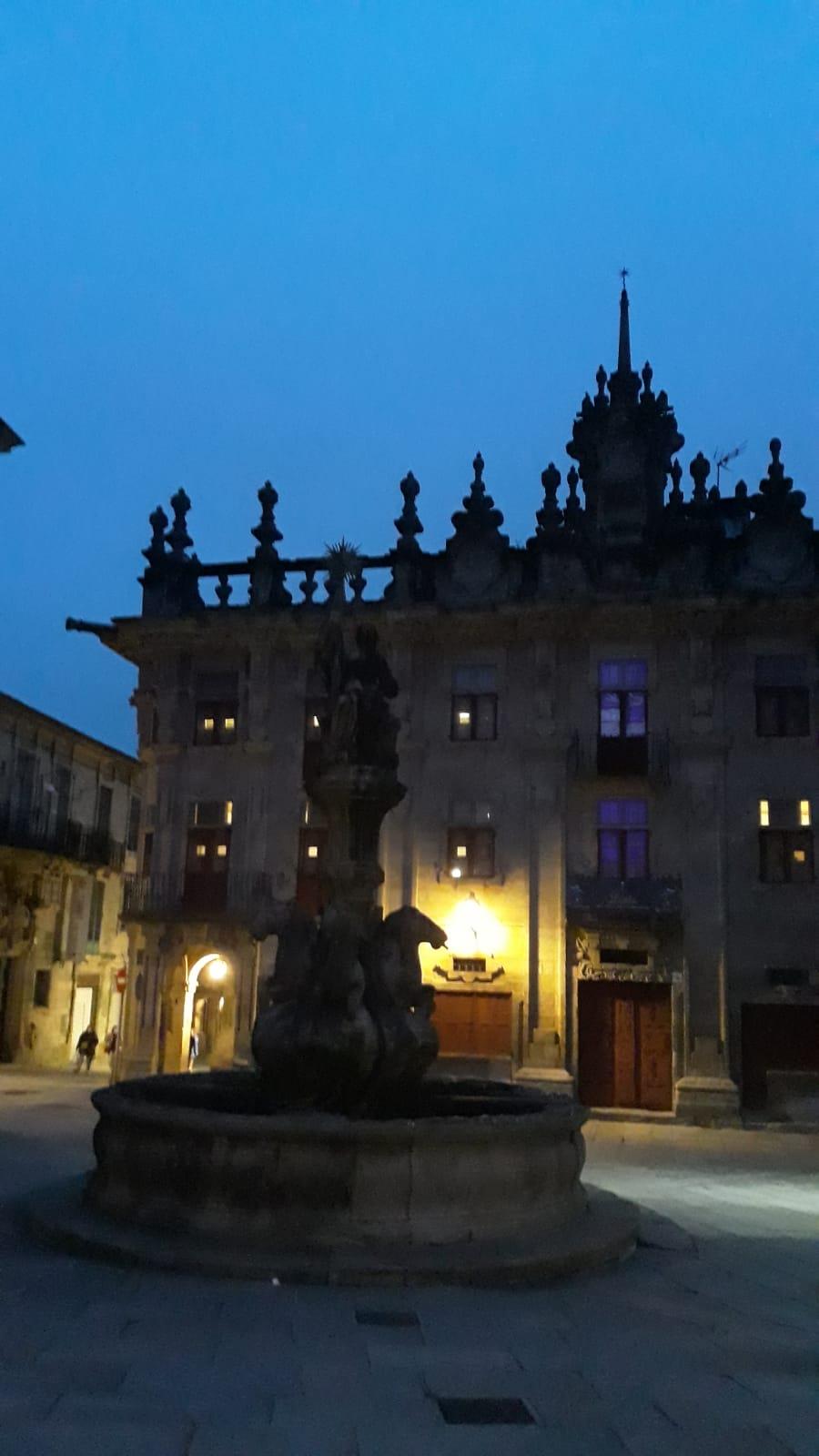Free-Tour-for-Adults-only-Santiago-de-Compostela-6