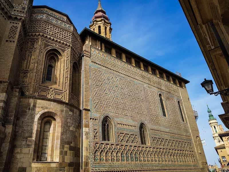 Free-Tour-Zaragoza-Imprescindible:-Casco-Historico-6