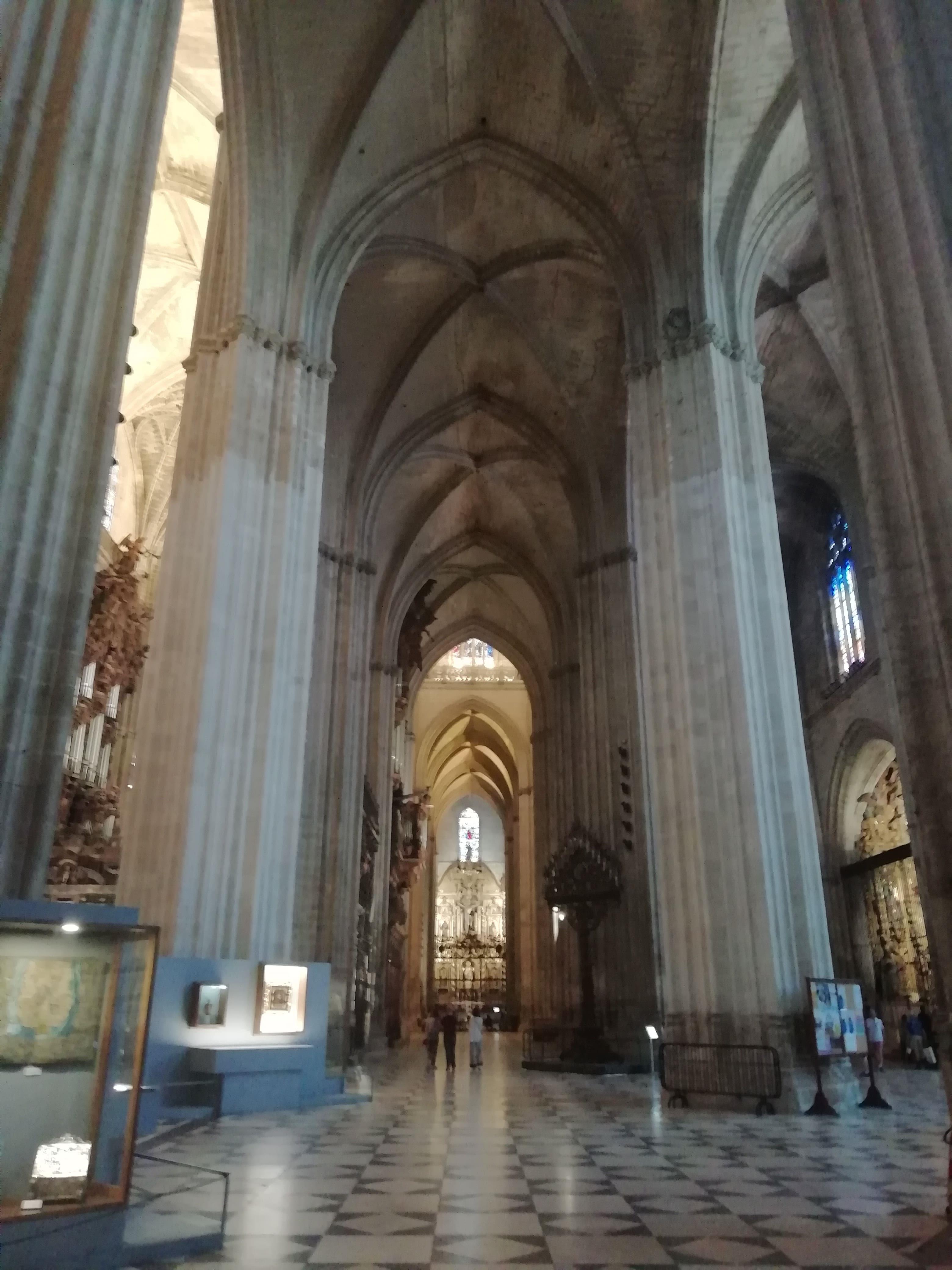 Guided-visit-to-the-Cathedral-of-Seville-7