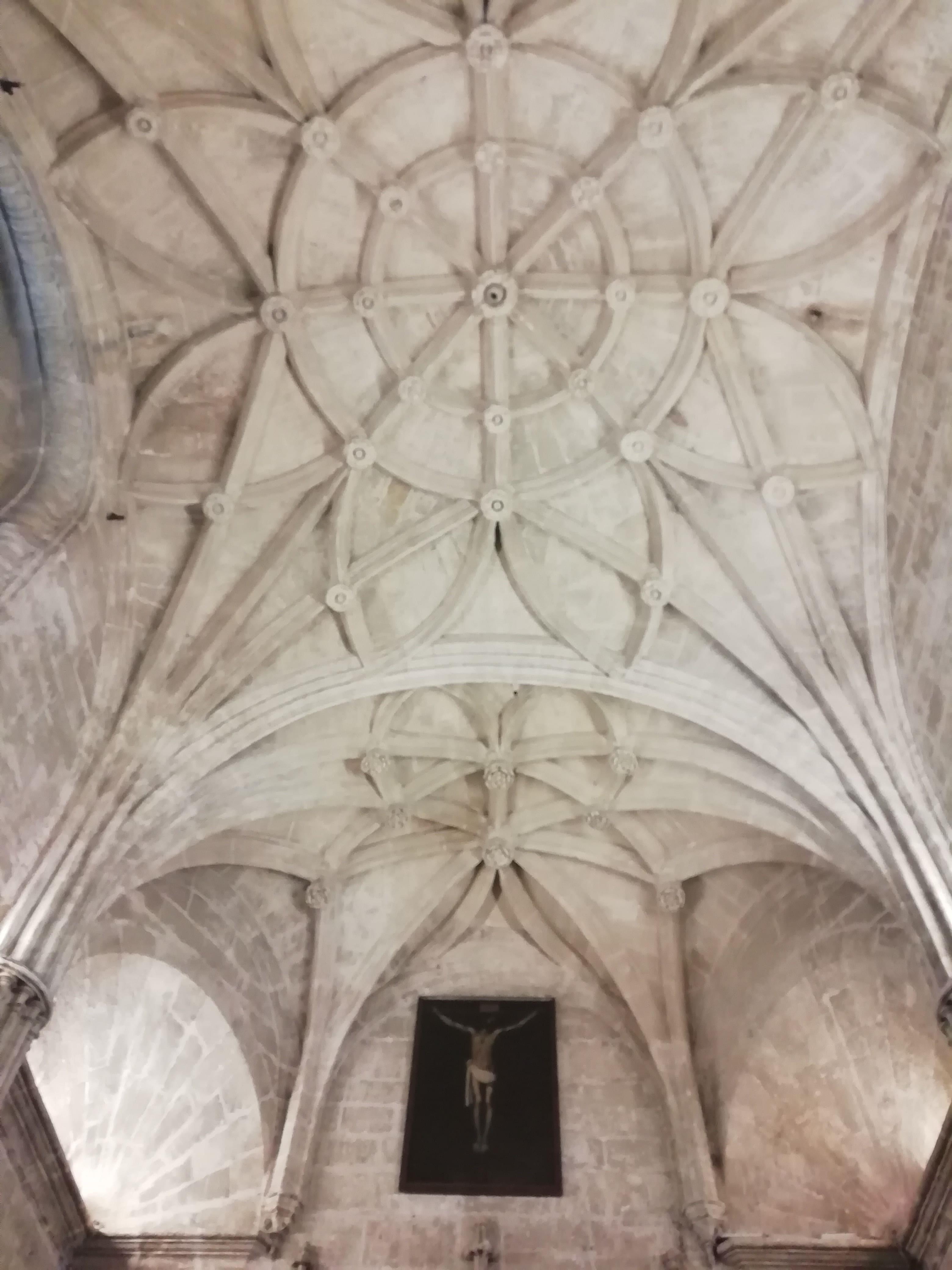 Guided-visit-to-the-Cathedral-of-Seville-12