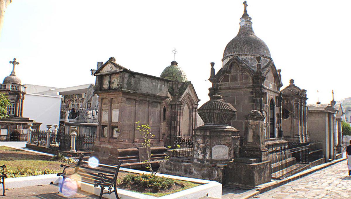 Expedition to the Uku Pacha in Quito