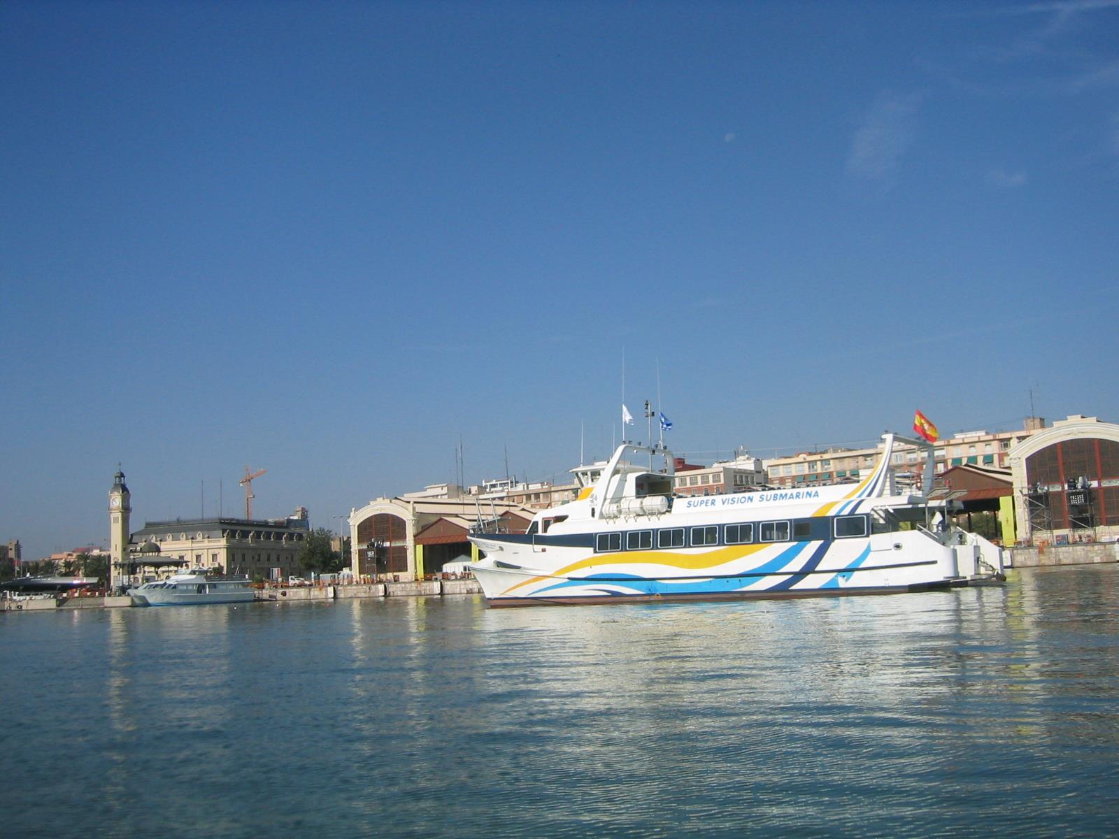 Boat-Tour-from-Muelle-Uno-Malaga-4