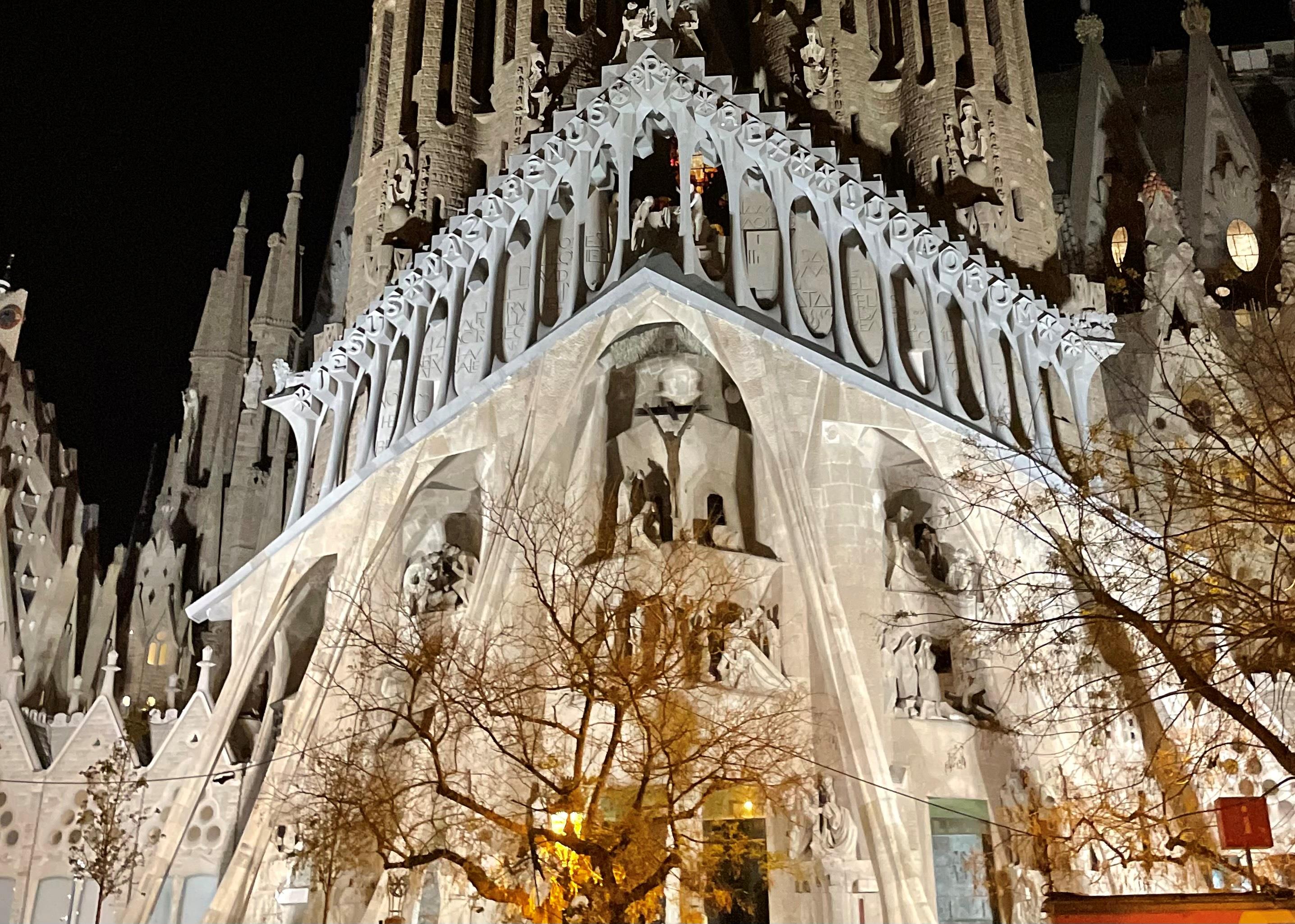 Sagrada Familia of Barcelona Free Walking Tour