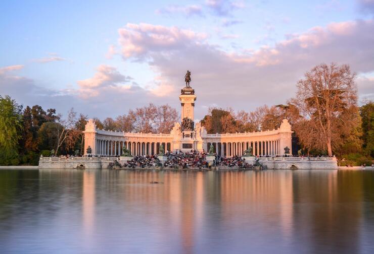 Street-Escape-Parque-del-Buen-Retiro-Madrid-2