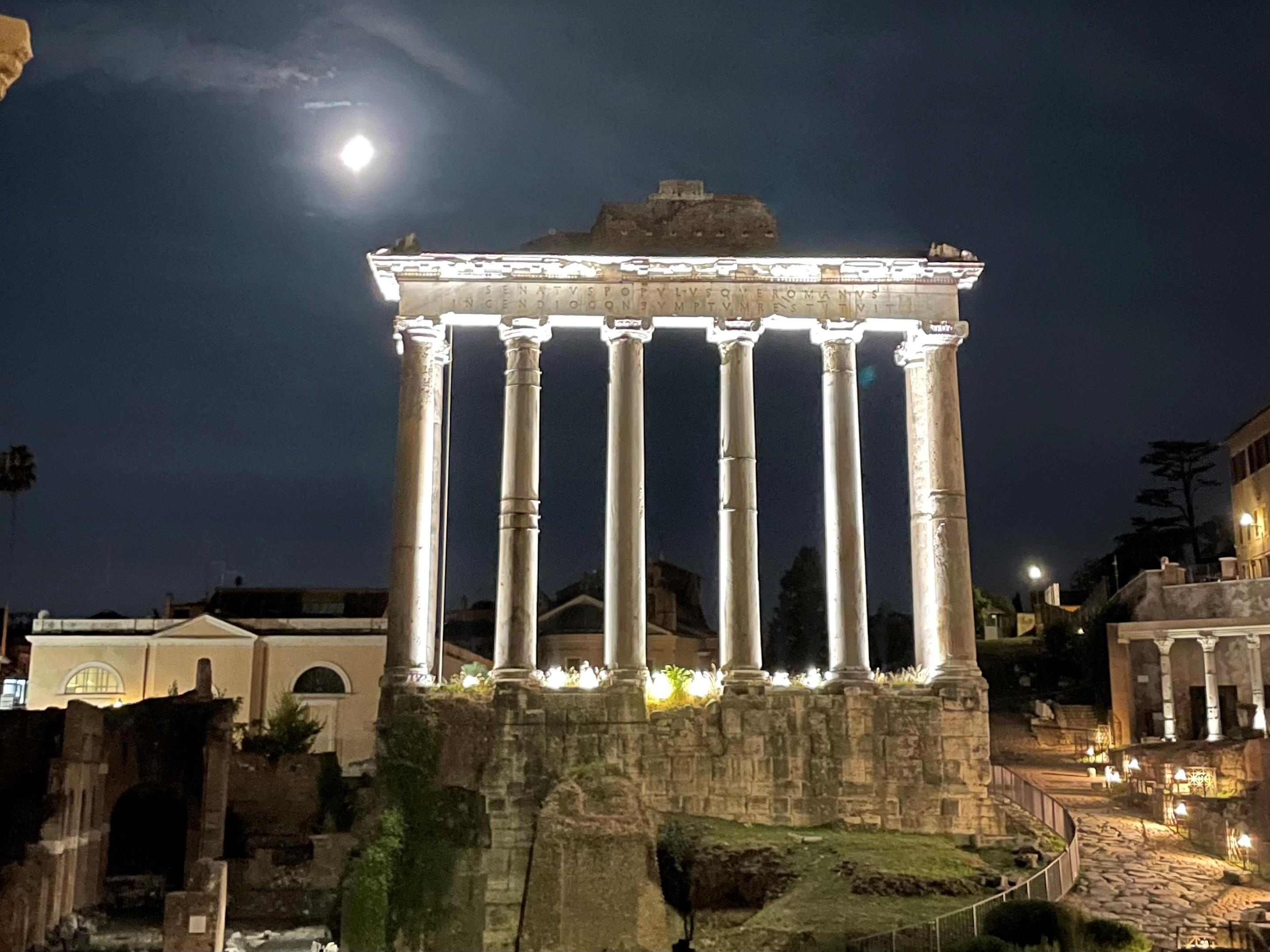 Free-Tour-Nocturno-Coliseo-y-Foros-Imperiales-3