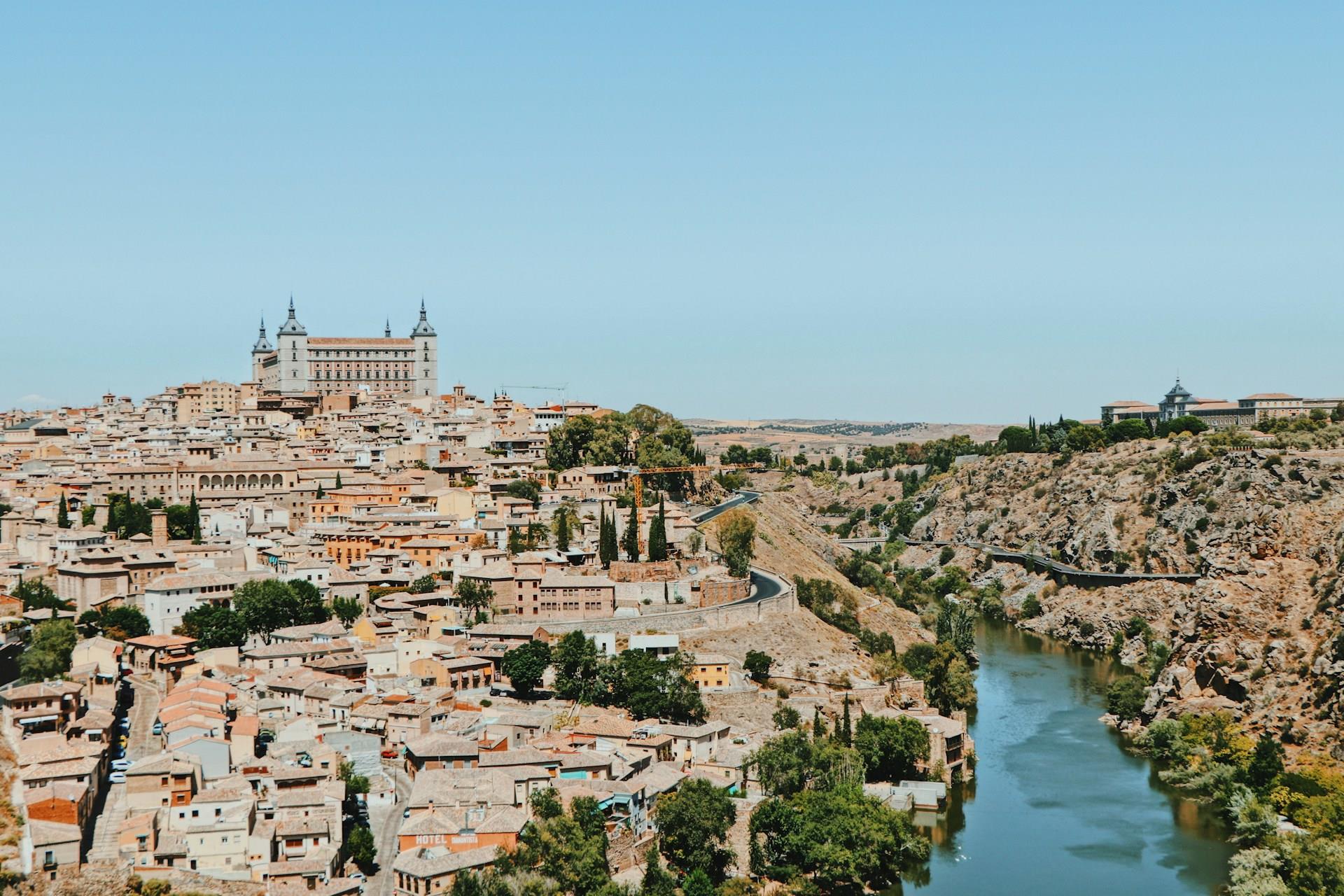 Excursion to Toledo with Cathedral and 7 monuments